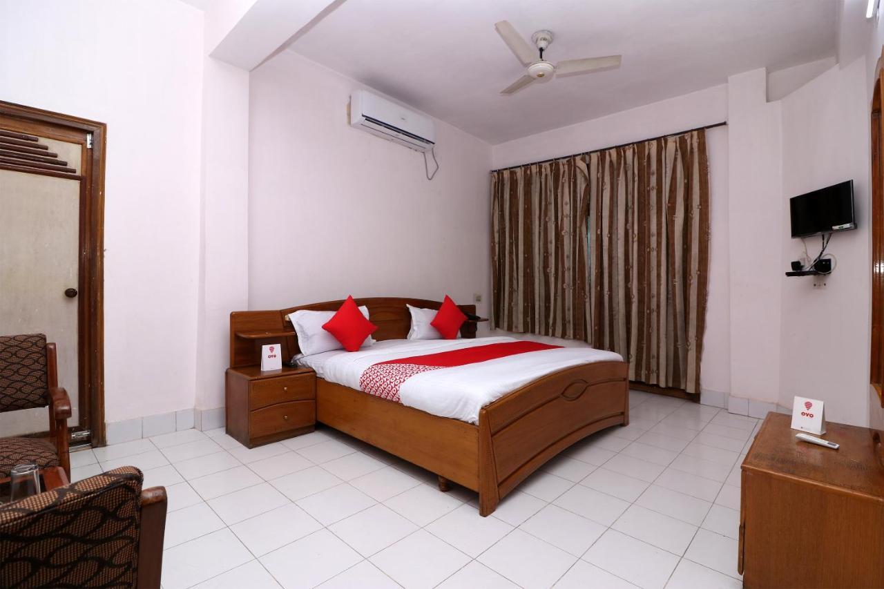 Oyo 16112 Hotel Uruvela International Bodh Gaya Dış mekan fotoğraf